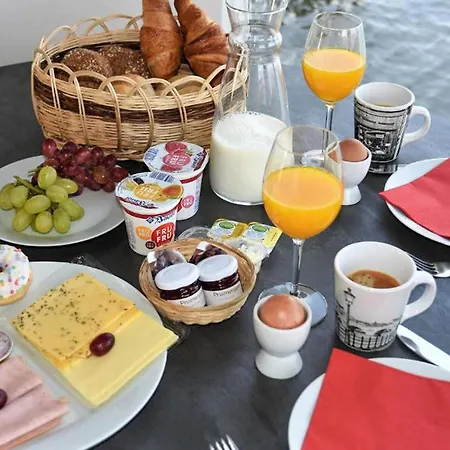 보트호텔 House Boat Athene