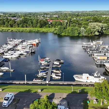 House Boat Athene 4*