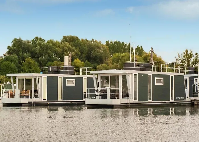 House Boat Athene 4* Maastricht