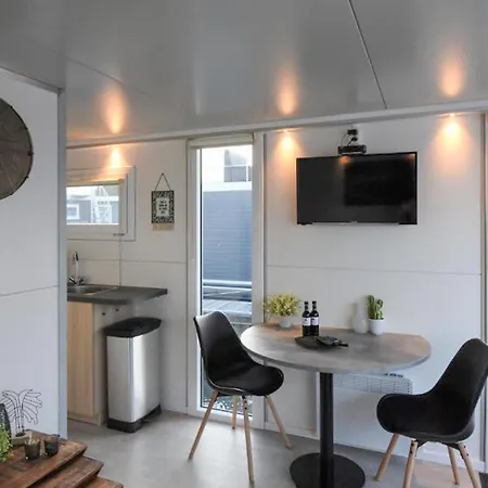 House Boat Athene 4*